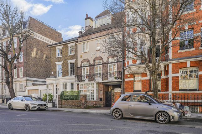 4 bedroom terraced house for sale