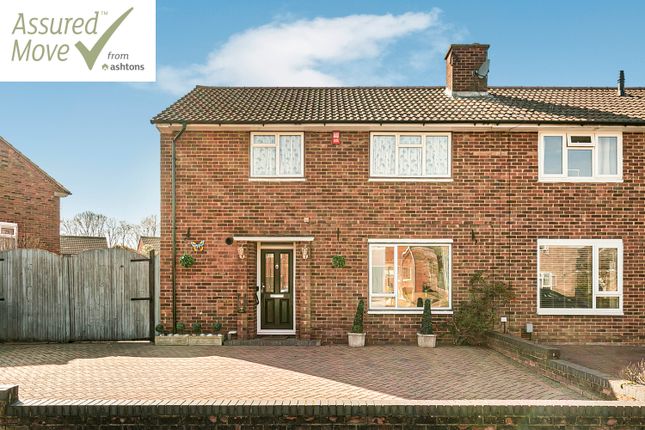 Runsley, Welwyn Garden City, AL7 1NJ 3 bed semi