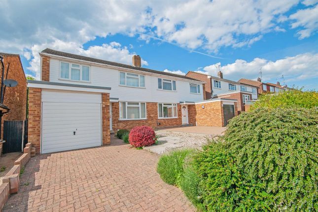 Hill View Road, Old Springfield... 3 bed semi