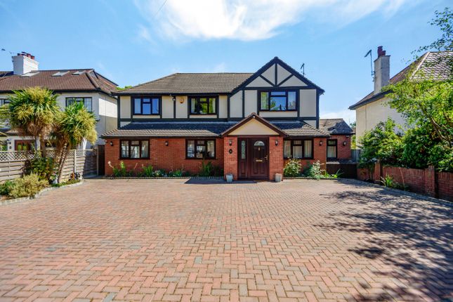 Thornhill Road, Ickenham, Middlesex 6 bed detached house for sale