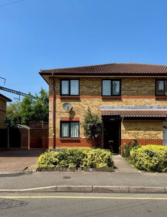 Colham Mill Road, West Drayton 3 bed semi
