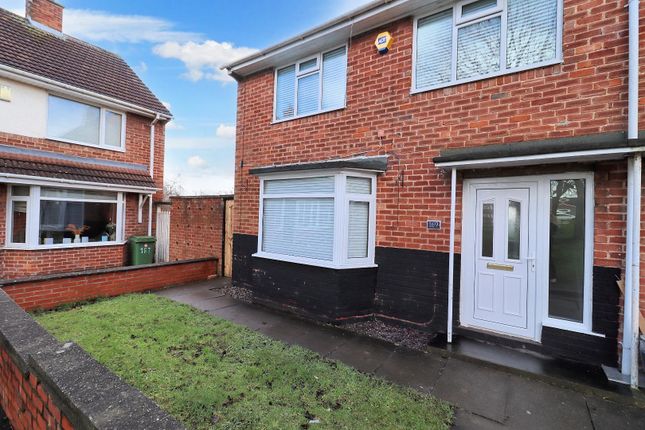 Bishopton Road West, Fairfield... 3 bed semi