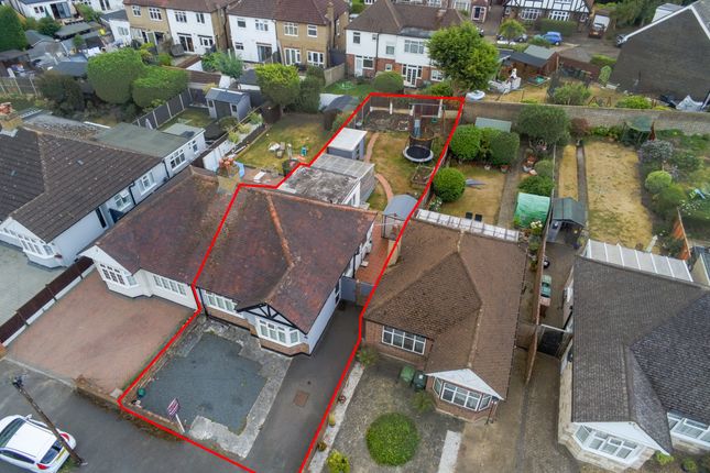 2 bedroom semi-detached bungalow for sale