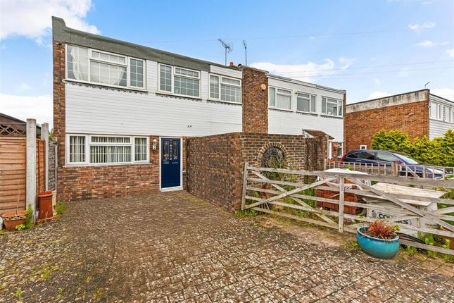 Loveys Road, Yapton, Arundel, BN18 4 bed semi