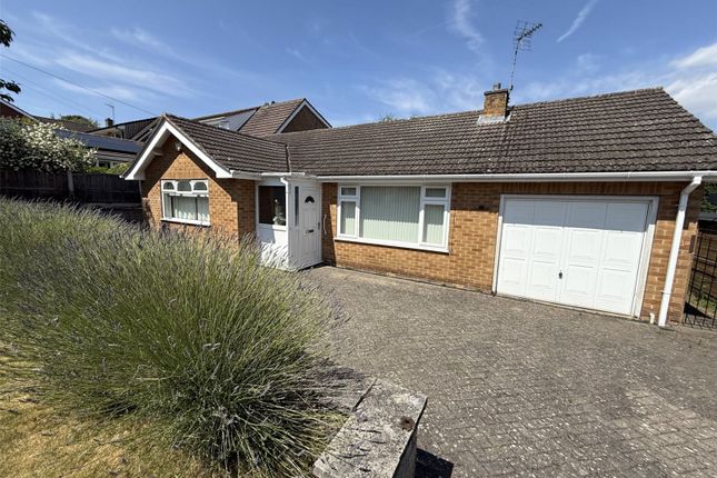 Vernon Crescent, Nottingham NG15 3 bed bungalow for sale