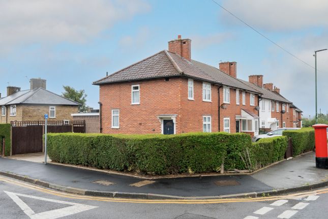 Waltham Road, Carshalton 3 bed end of terrace house for sale