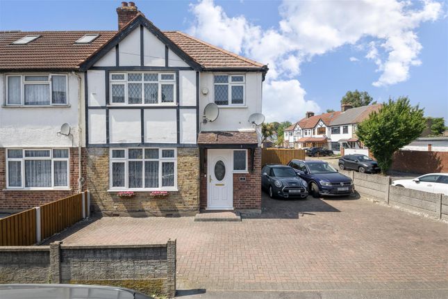 3 bedroom end of terrace house for sale