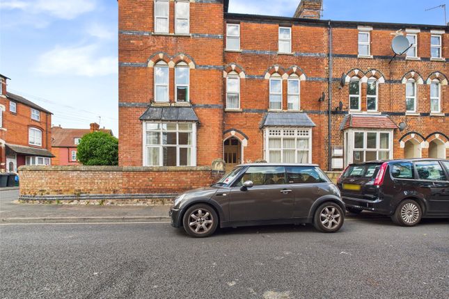 Cromwell Street, Gloucester... 6 bed terraced house for sale