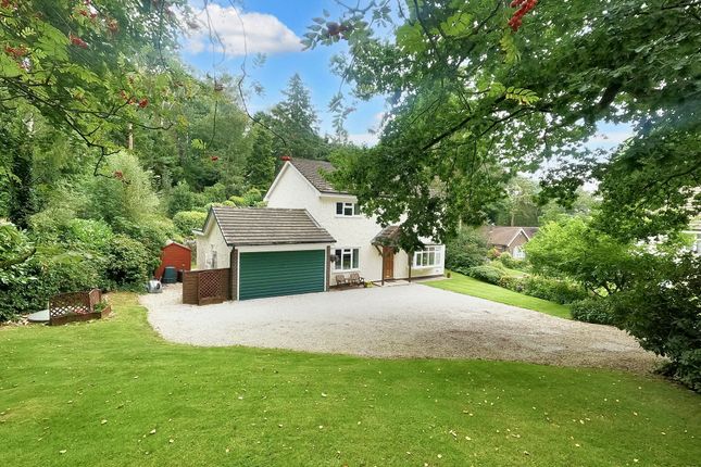 4 bed detached house