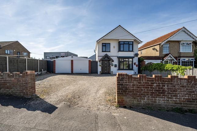 Stratton Road, Stratton St Margaret... 3 bed detached house for sale