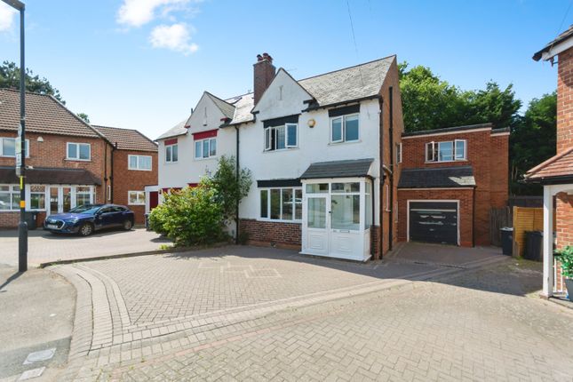 4 bedroom semi-detached house for sale