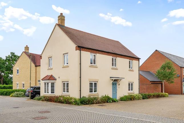 Kingsmere,  Bicester,  Oxfordshire, ... 4 bed detached house for sale