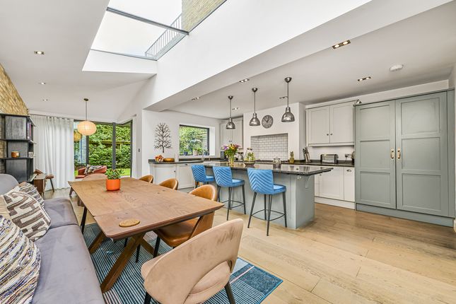 Cambridge Road, London, SW11 5 bed terraced house for sale