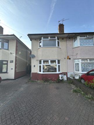 Hamilton Road, Feltham, TW13 3 bed semi