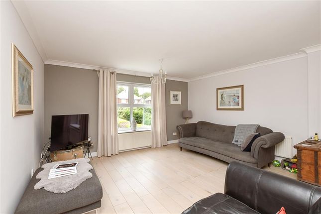 3 bed town house