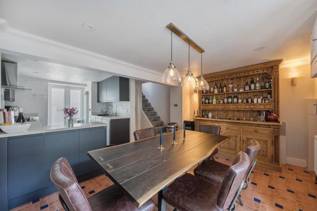 2 bedroom house for sale