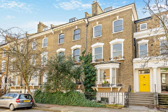 Pyrland Road, London N5 2 bed flat for sale