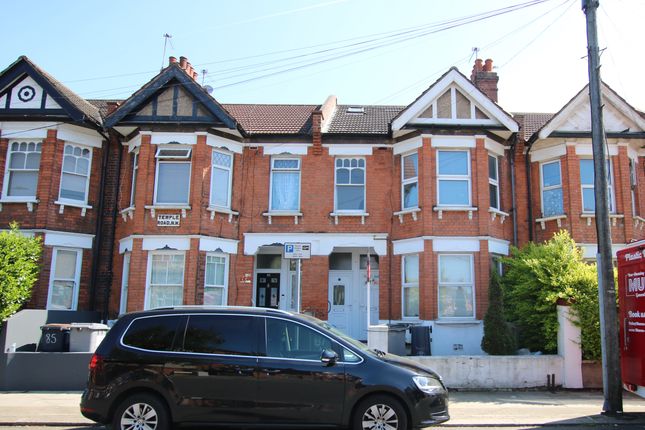 Temple Road, Cricklewood 3 bed ground floor maisonette for sale