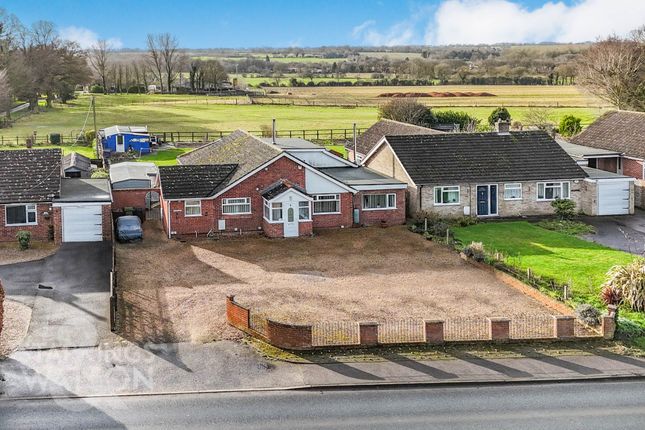 High Road, Roydon, Diss 3 bed detached bungalow for sale