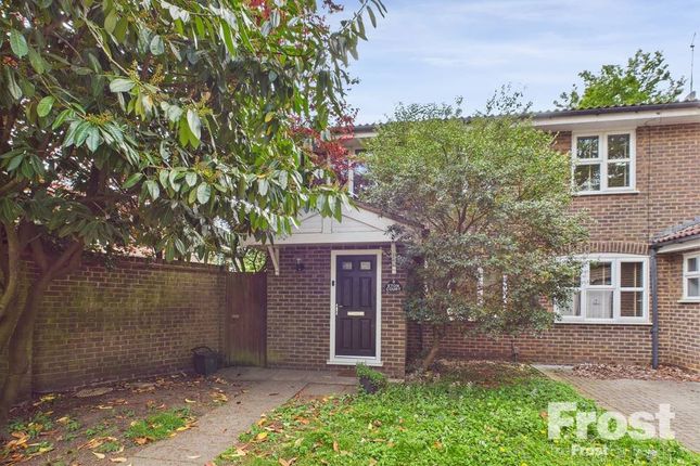 Eton Court, Staines, Middlesex, TW18 3 bed semi