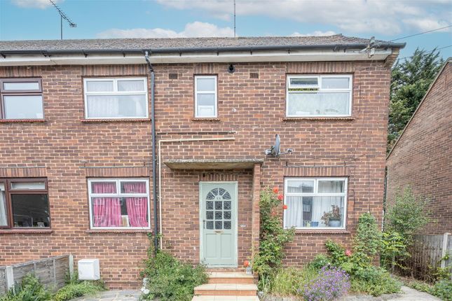 Broomwood Gardens, Pilgrims Hatch... 2 bed end of terrace house for sale