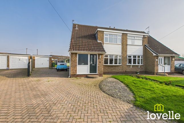 Montreal Crescent, East Riding of... 3 bed semi