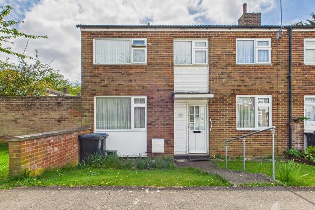 Altham Grove, Harlow CM20 3 bed end of terrace house for sale