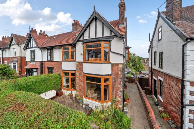 5 bedroom semi-detached house for sale
