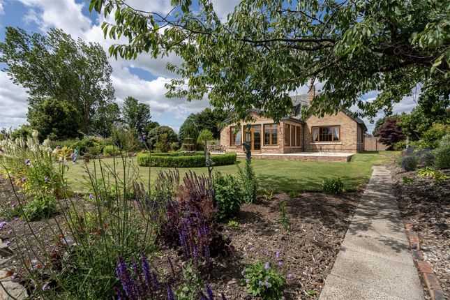 Farm Road, Hartford, Cramlington 3 bed detached house for sale