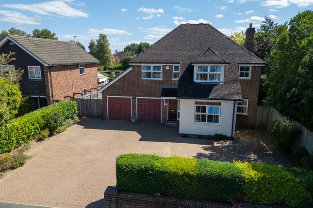 Tonbridge TN10 4 bed detached house for sale
