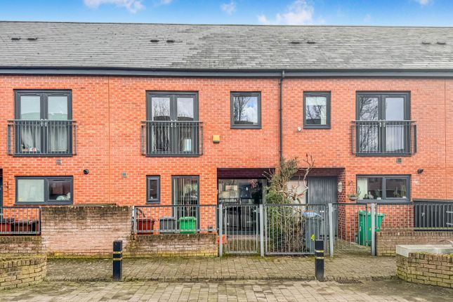 3 bed terraced house