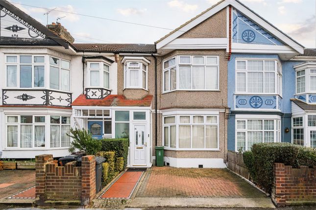 Rowden Park Gardens, Chingford 5 bed house for sale