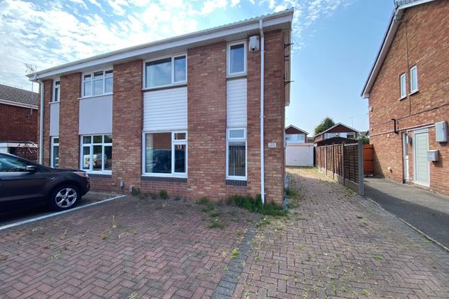 3 bedroom semi-detached house for sale