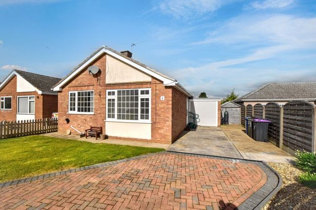 2 bedroom detached bungalow for sale
