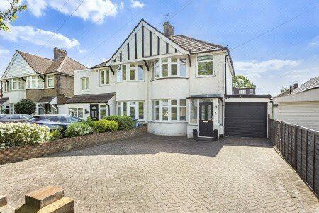 Powder Mill Lane, Twickenham, TW2 3 bed semi