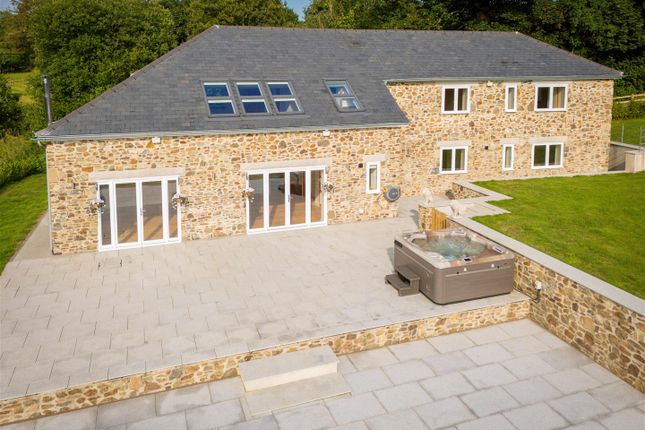 Saltash PL12 5 bed detached house for sale