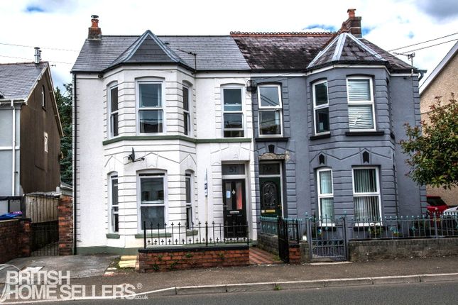 4 bedroom semi-detached house for sale