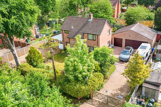 Waterloo Road, Hainford, Norwich 4 bed detached house for sale