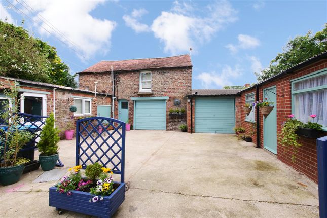 Winchmore Studio, Long Street... 2 bed terraced house for sale