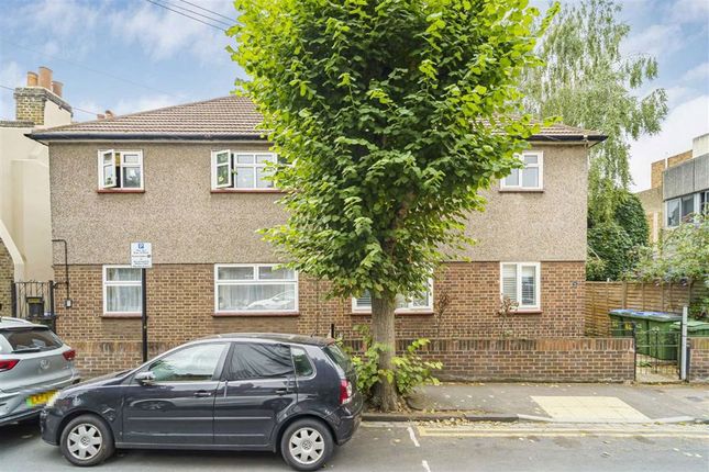 Colomb Street, London SE10 2 bed flat for sale