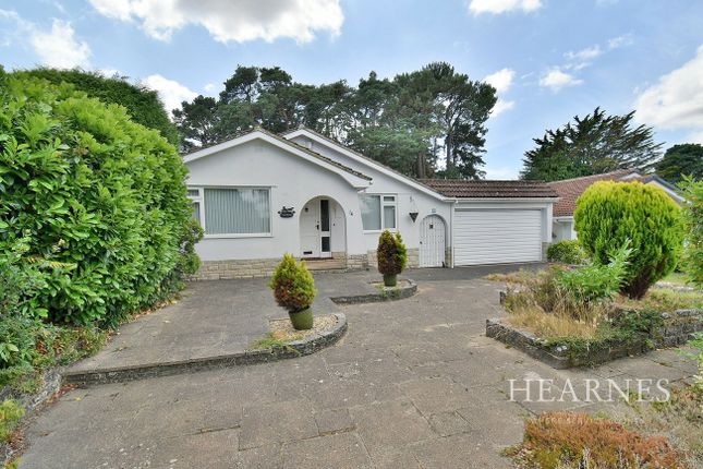 Woodacre Gardens, Ferndown, BH22 3 bed bungalow for sale