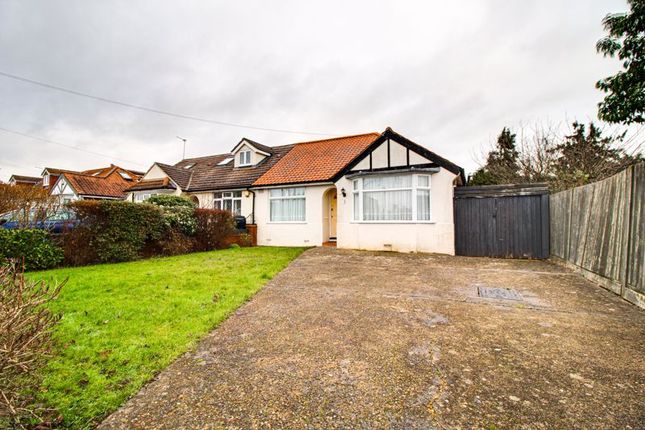 Hollybush Avenue, St Albans 2 bed bungalow for sale
