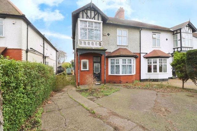 5 bedroom semi-detached house for sale