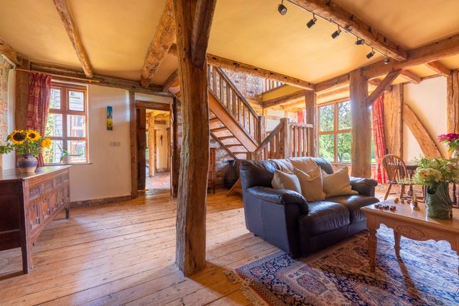 Marley Lane, Battle 5 bed barn for sale