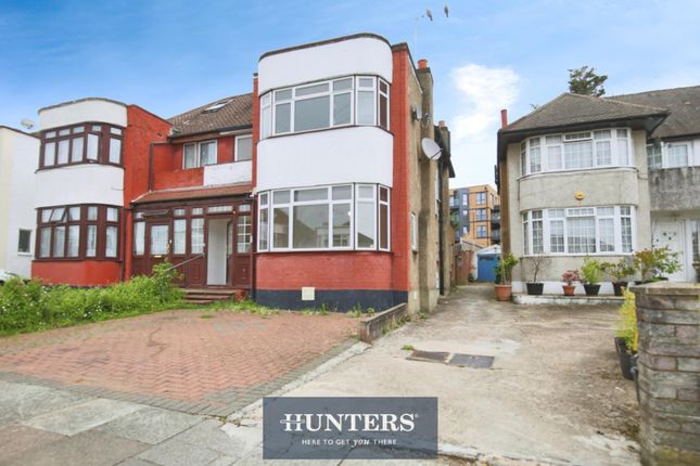 Esmar Crescent, Hendon, London, NW9 3 bed semi