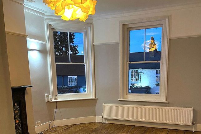 2 bed flat