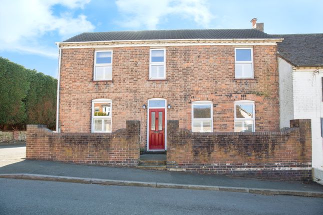 Keys Hill, Baddesley Ensor 3 bed end of terrace house for sale
