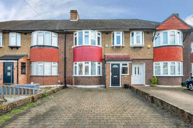 Hillcross Avenue, Morden SM4 3 bed terraced house for sale