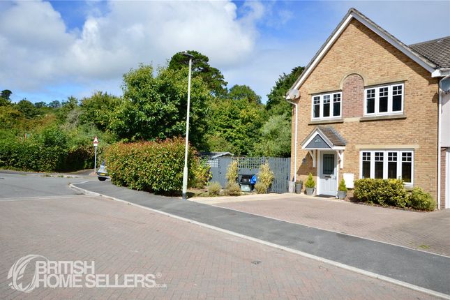 5 bedroom end of terrace house for sale