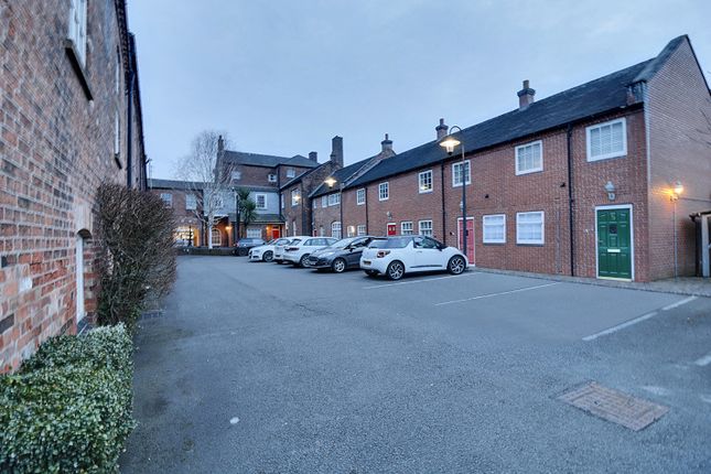 2 bedroom mews property for sale